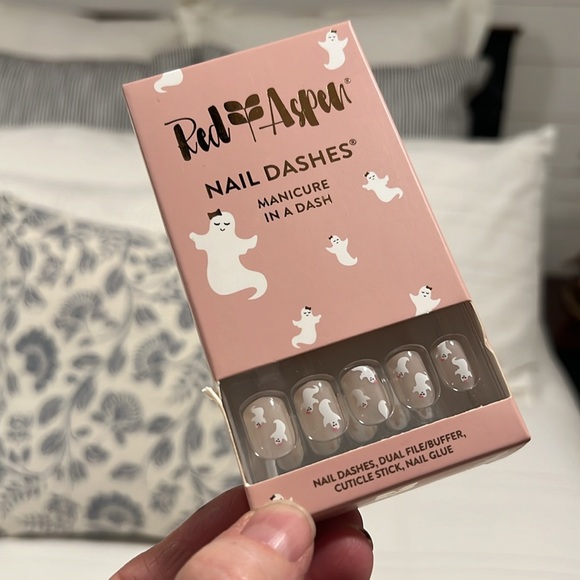Red Aspen “Boo Season” Nail Dashes Manicure In A Dash Pale Pink Ghosts Halloween - Picture 7 of 11
